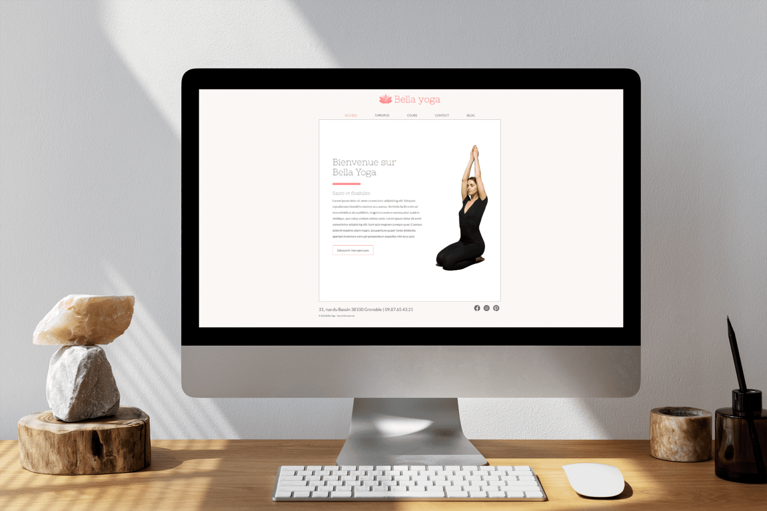 Mockup Bella Yoga iMac